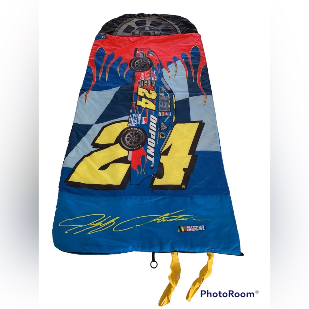 Jeff Gordon Sleeping Bag Race Car #24 DuPont NASCAR Zipper Blue Red Youth Boys